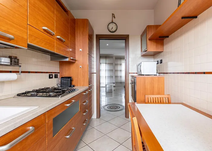 Apartament Lovely 15m From Duomo M1 Mediolan