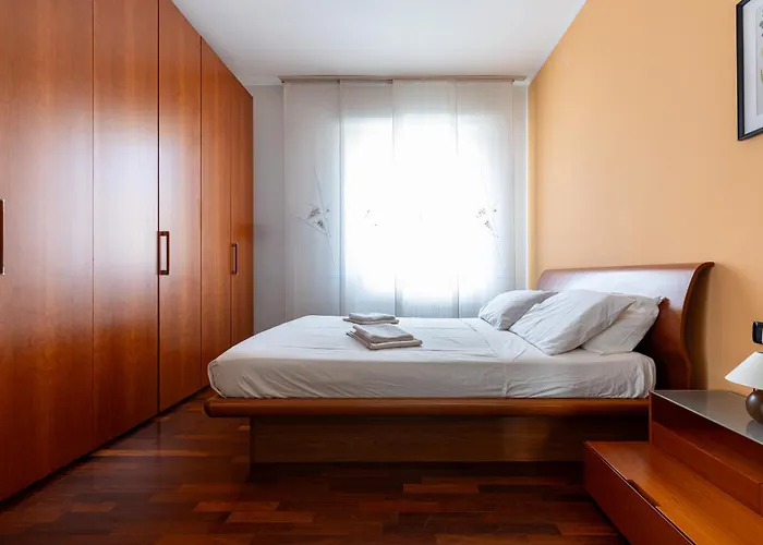 Lovely 15m From Duomo M1 Apartament Mediolan
