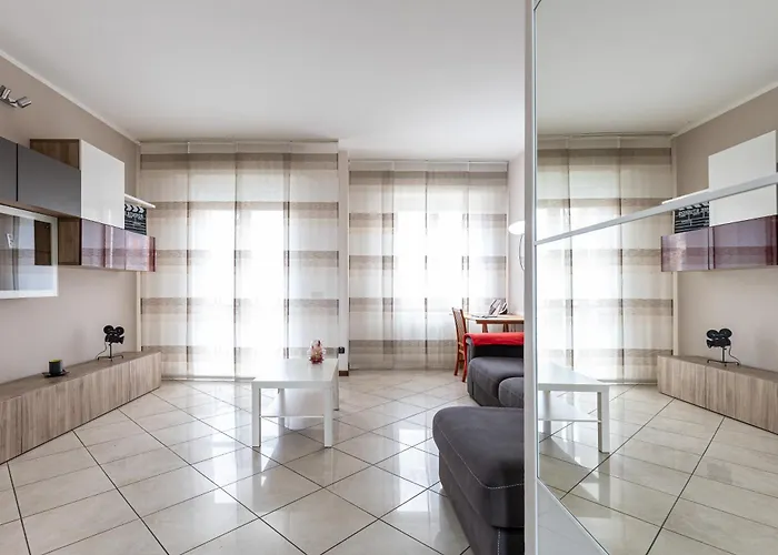 Apartament Lovely 15m From Duomo M1 *